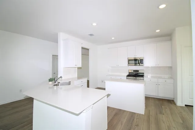 $2,349 | 2112 Angus Drive, Little Elm, TX 75068