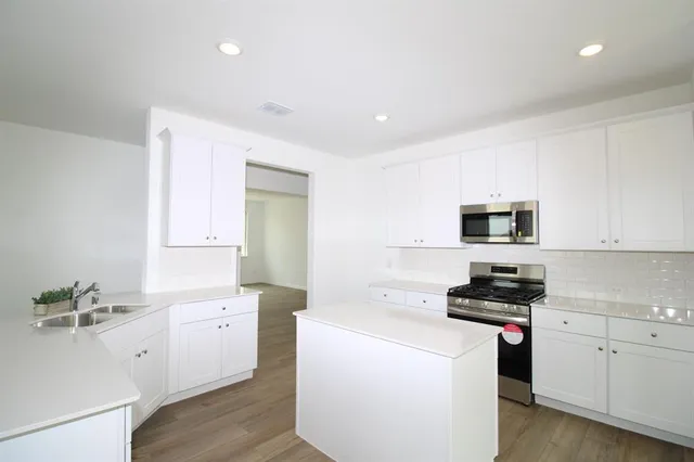 $2,349 | 2112 Angus Drive, Little Elm, TX 75068