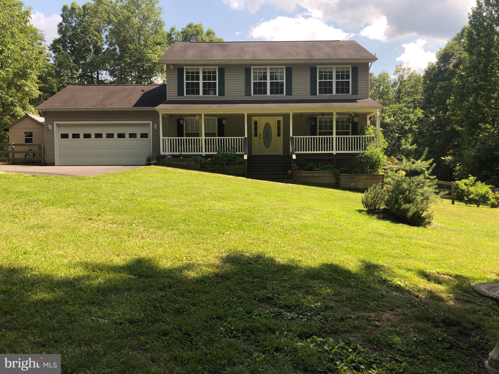 4575 Courtneys Corner Road Sumerduck, VA 22742 - Photo 2 of 145 Large sunny yard