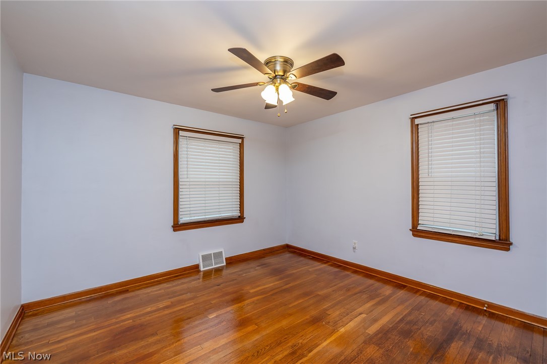 13723 Granger Road Cleveland, OH 44125 - Photo 13 of 31