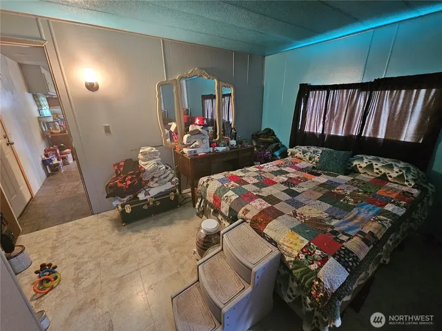 a utility room with sink dryer and washer