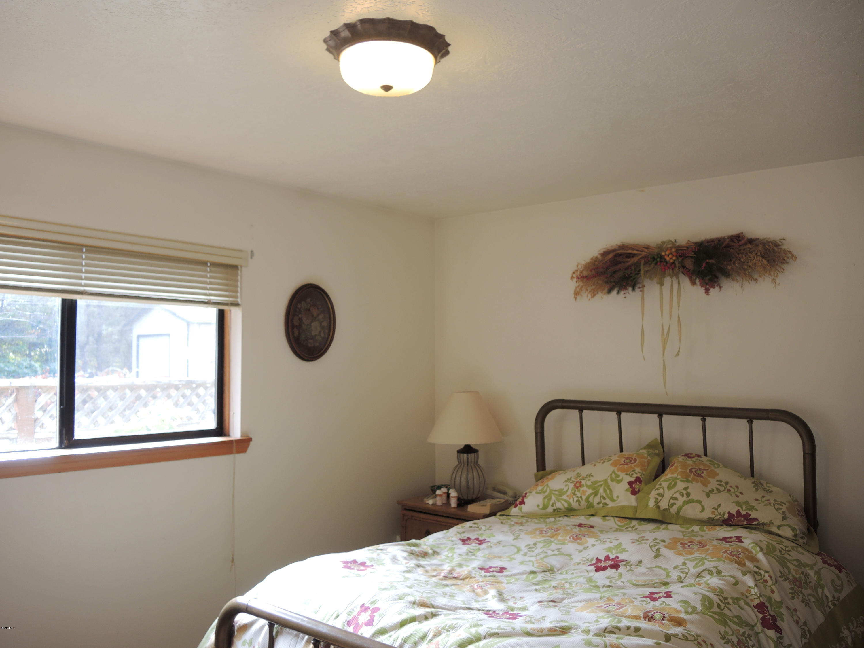 6605 Rhododendron Avenue Gleneden Beach, OR 97388 - Photo 7 of 14 DSCN0228-001
