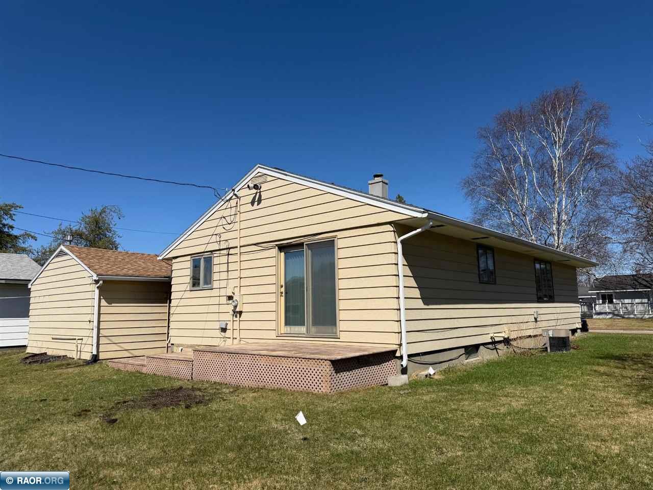 104 Yorkshire Road Hoyt Lakes, MN 55750 - Photo 3 of 20