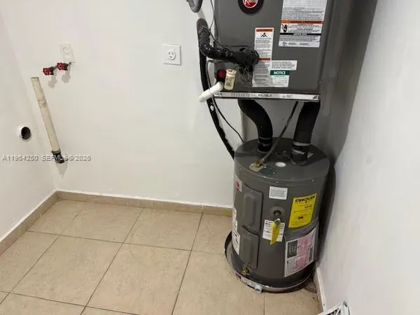 a close up view of washer and dryer