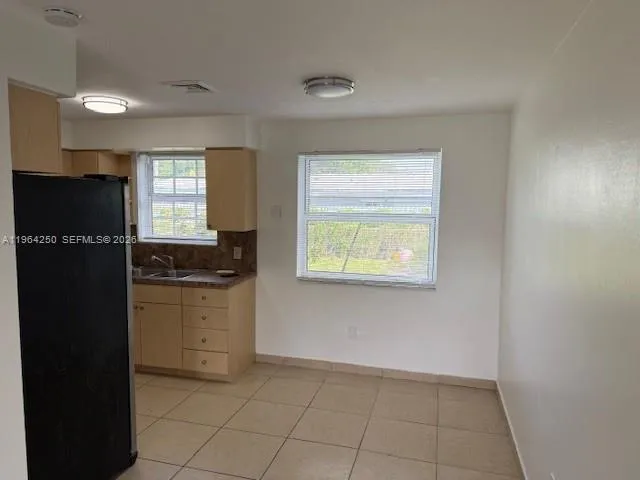 $685,000 | 3921-3923 Northwest 164th Street, Miami Gardens, FL 33054
