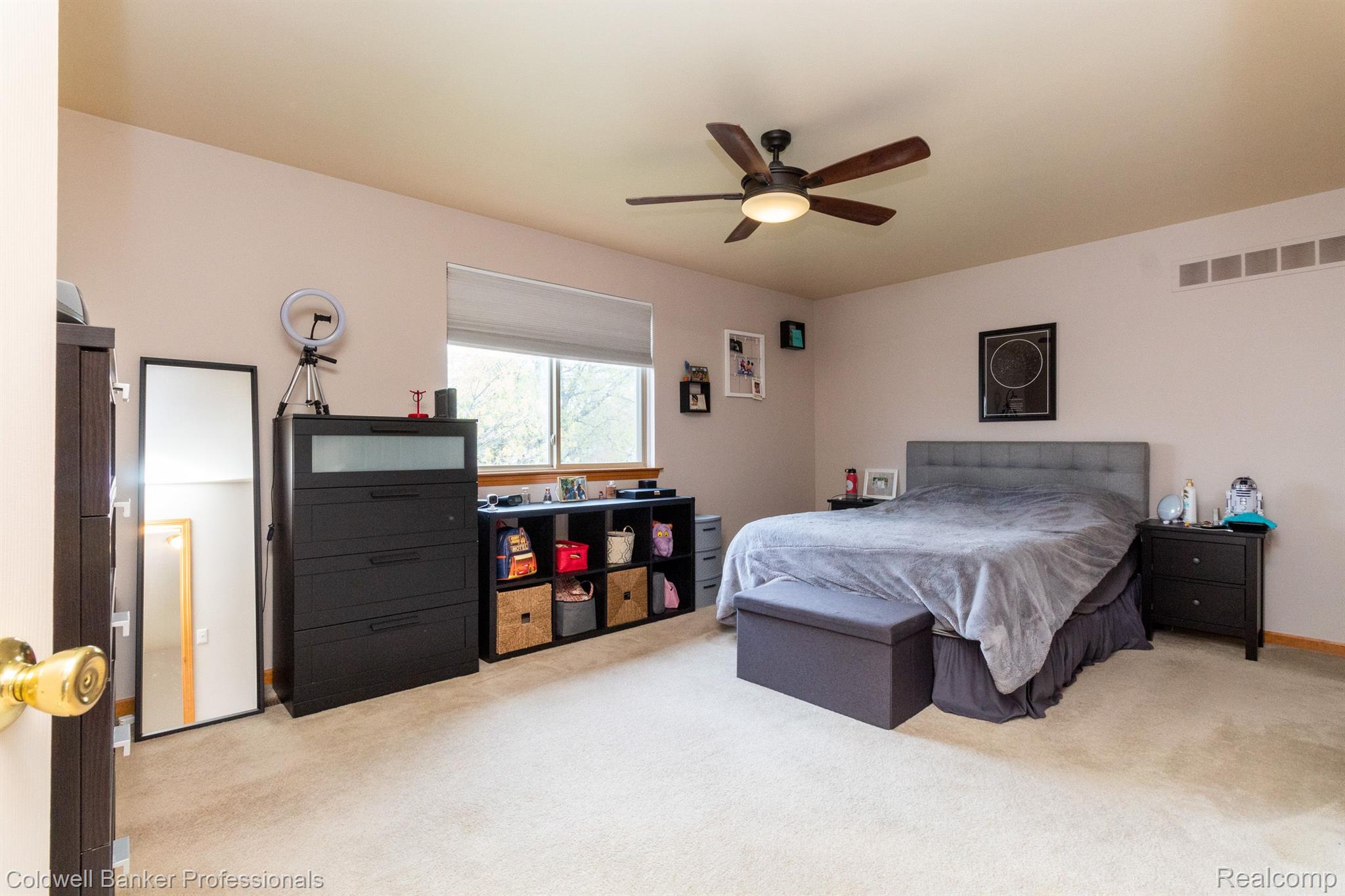4422 Chicago Road Warren, MI 48092 - Photo 20 of 38 Gallery Image 20
