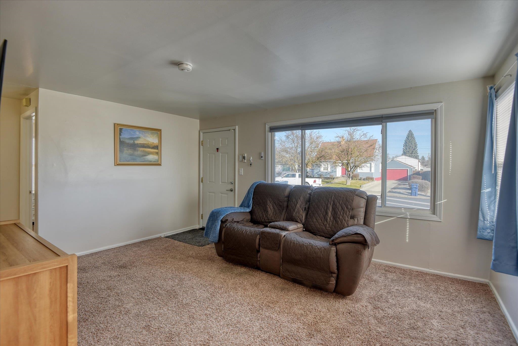 5619 North Nettleton Street Spokane, WA 99205 - Photo 5 of 28