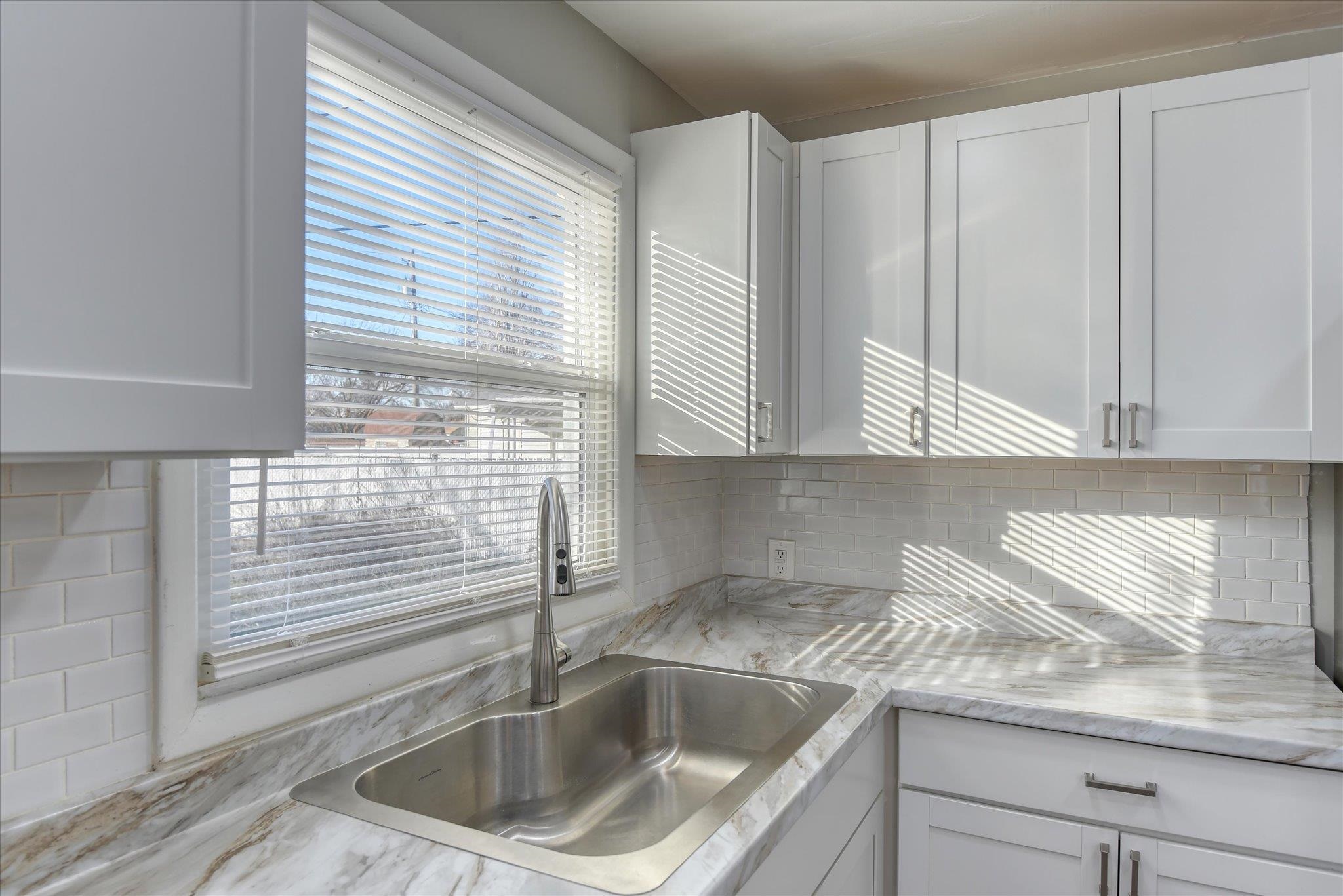 5619 North Nettleton Street Spokane, WA 99205 - Photo 9 of 28
