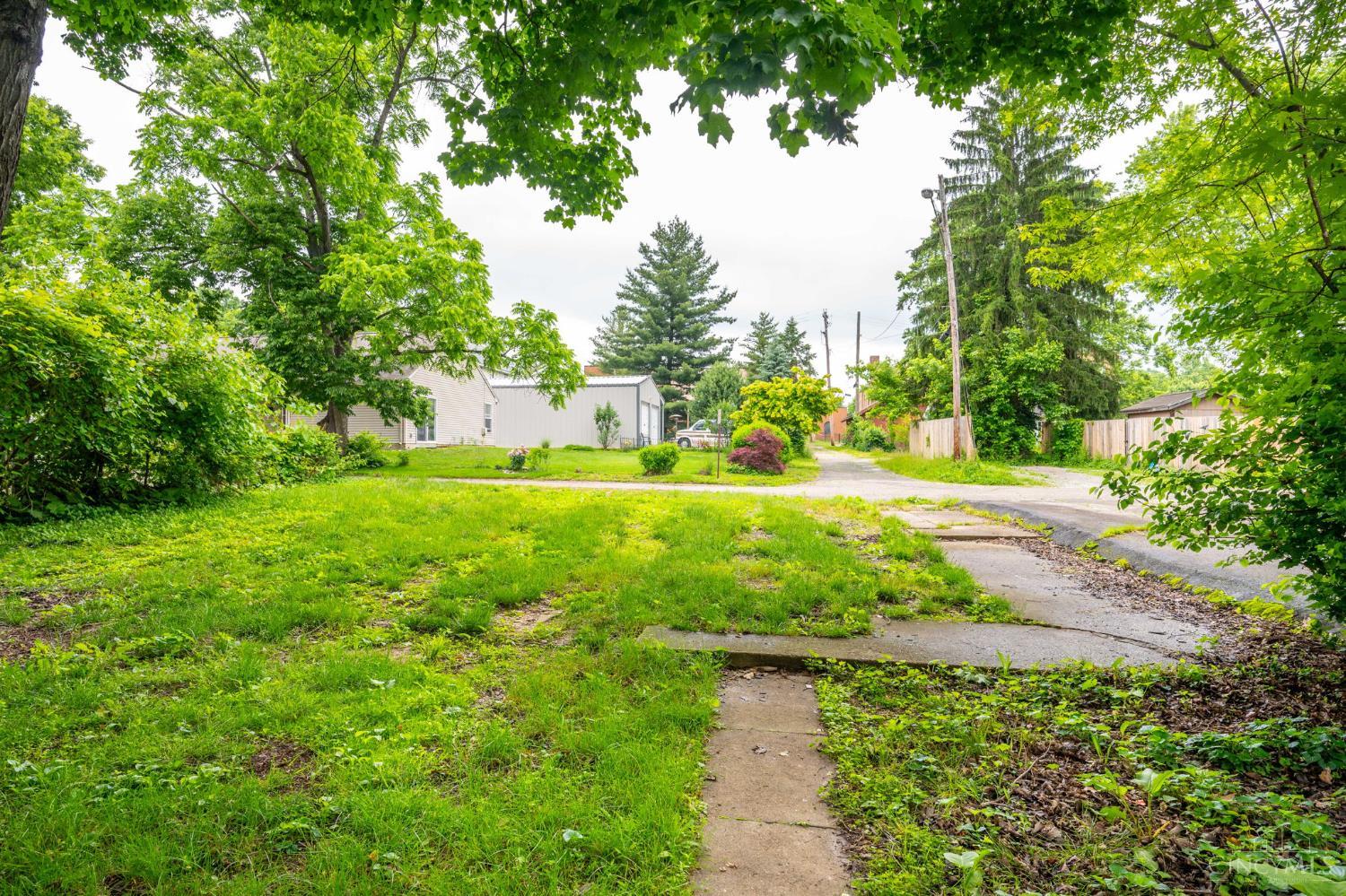 1514 Compton Road Cincinnati, OH 45231 - Photo 33 of 37 Gallery Image 33