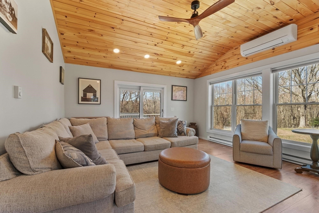 84 Hammond Street Rowley, MA 01969 - Photo 13 of 40