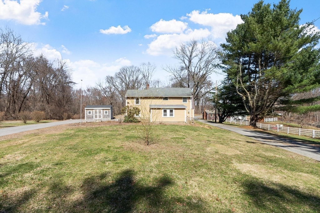 84 Hammond Street Rowley, MA 01969 - Photo 2 of 40