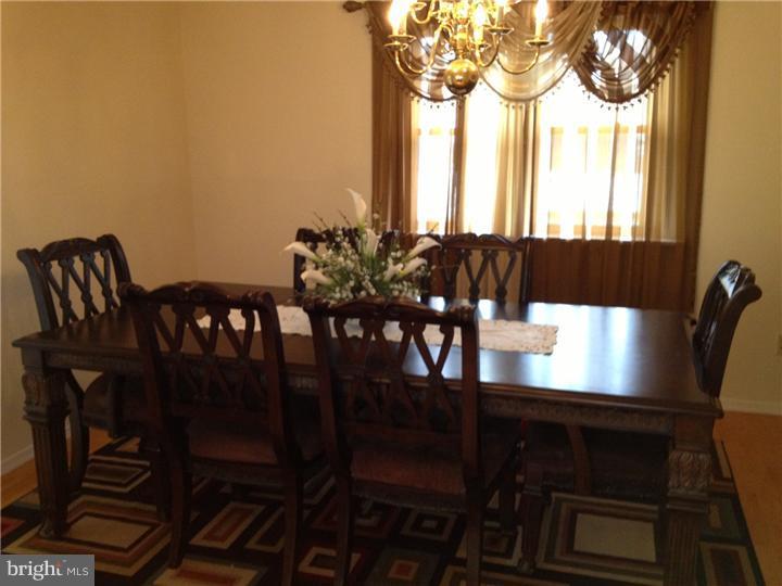 65 Greenvale Road Cherry Hill, NJ 08034 - Photo 7 of 14 Dining Room