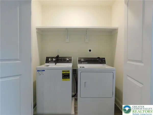 $2,490 | 1549 Burkhardt Street, Unit D, Hellertown, PA 18055