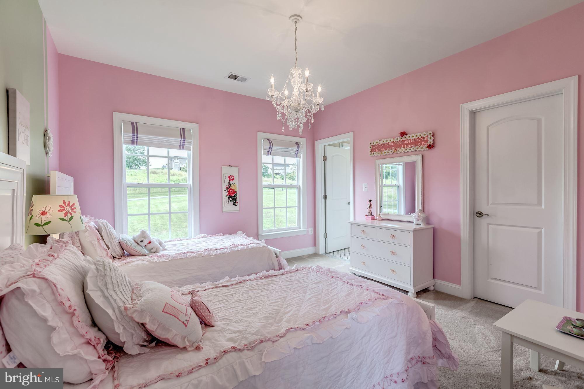 18638 Wild Raspberry Drive Purcellville, VA 20132 - Photo 30 of 49 Custom Window Coverings