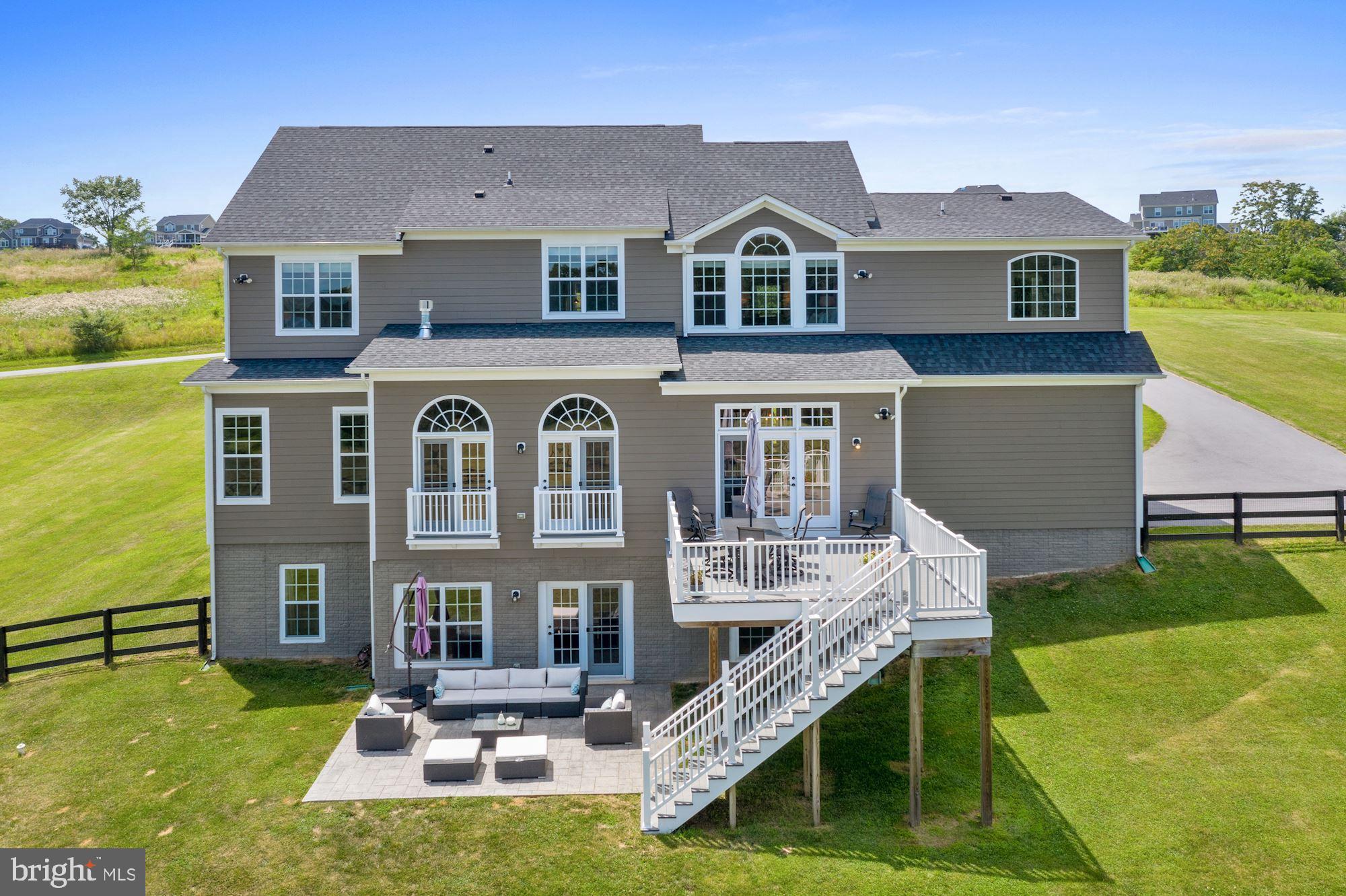 18638 Wild Raspberry Drive Purcellville, VA 20132 - Photo 39 of 49 Trex Deck and Patio