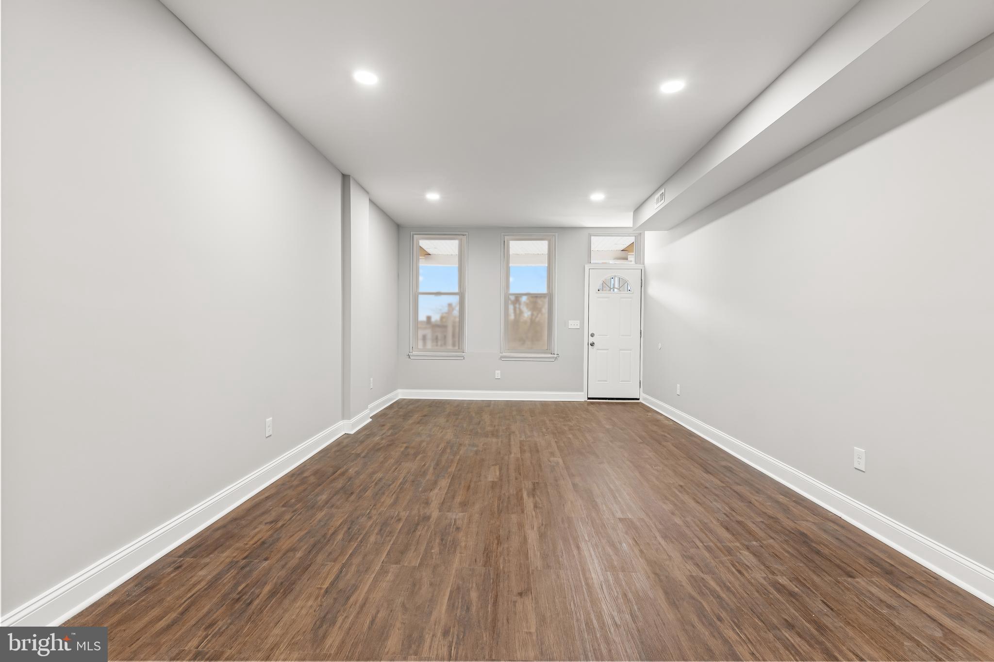 2202 Clifton Avenue Baltimore, MD 21216 - Photo 3 of 18