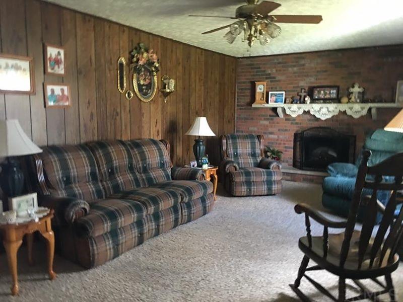 1980 Guthrie Road Bedford, IN 47421 - Photo 8 of 30