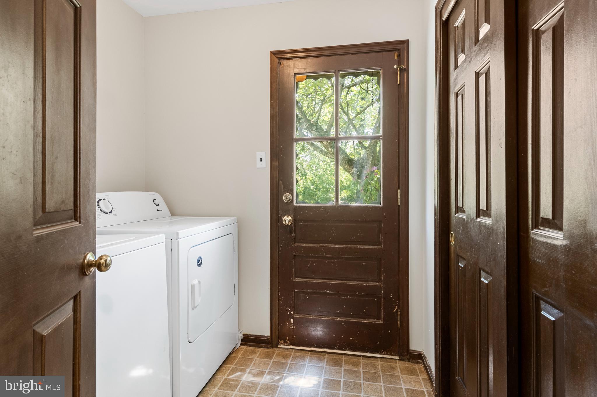 1498 Argyle Road Berwyn, PA 19312 - Photo 17 of 36 Main Floor Laundry