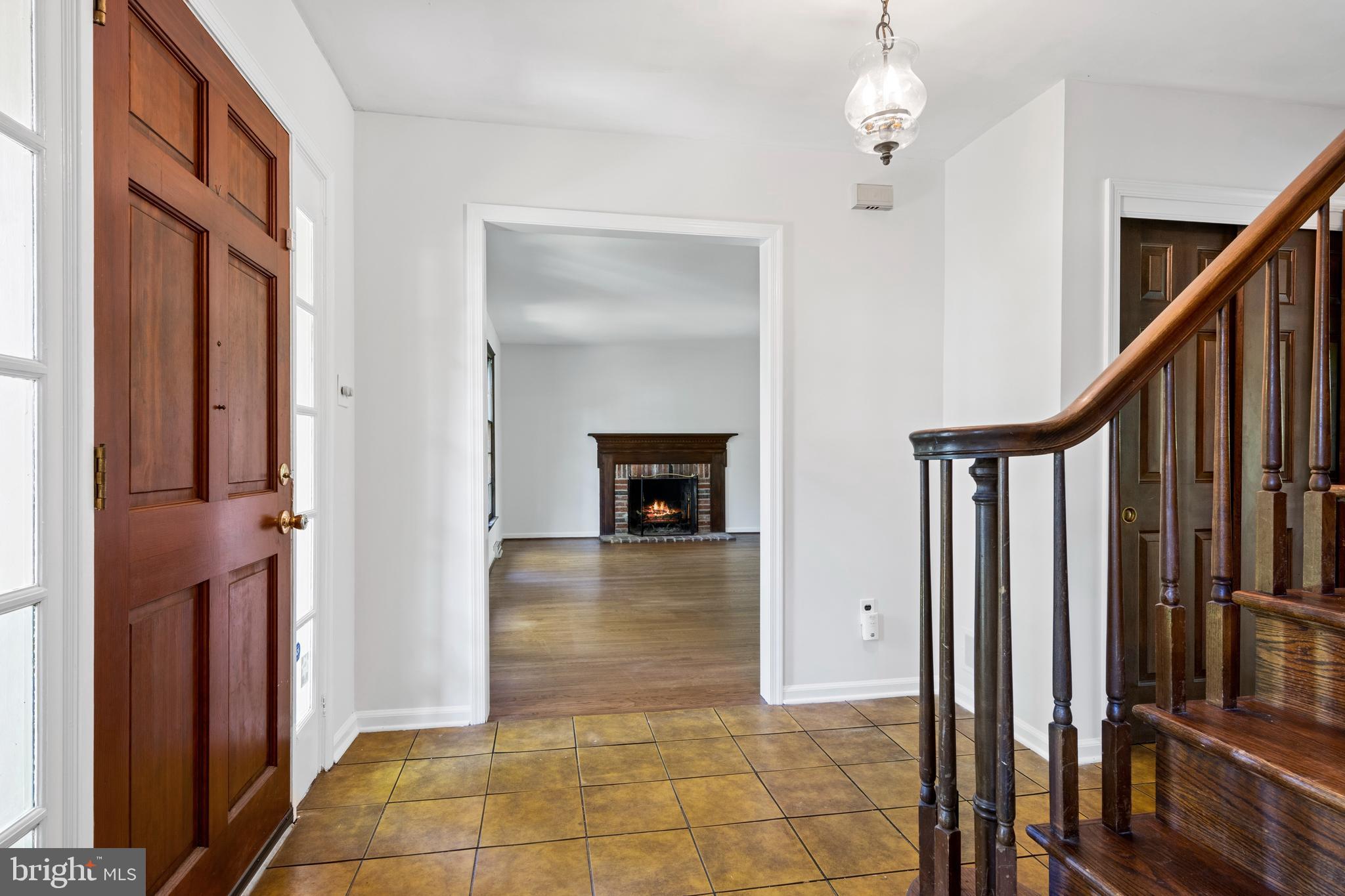 1498 Argyle Road Berwyn, PA 19312 - Photo 6 of 36 Gallery Image 6