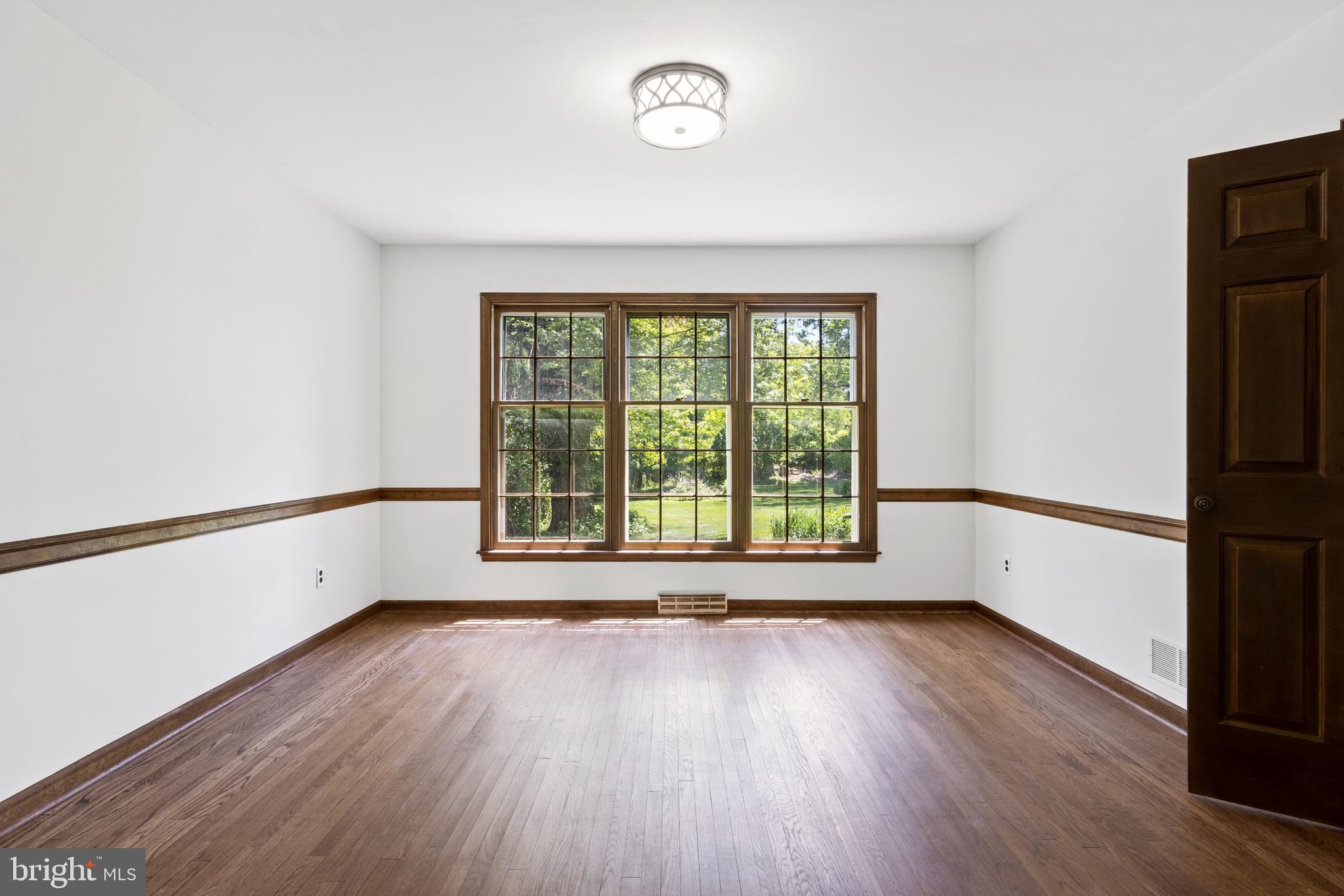 1498 Argyle Road Berwyn, PA 19312 - Photo 8 of 36 Dining Room