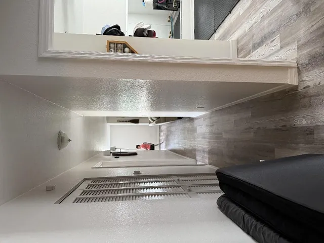 $209,900 | 230 Northwest 9th Avenue, Ocala, FL 34475