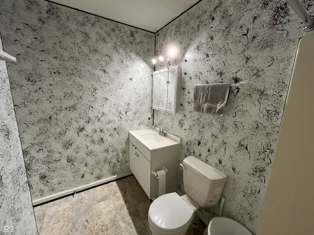 $219,900 | 5038 Clarkson Drive, Indianapolis, IN 46254