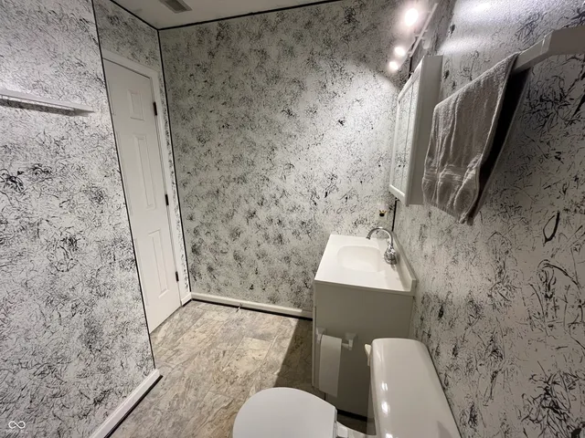 $219,900 | 5038 Clarkson Drive, Indianapolis, IN 46254