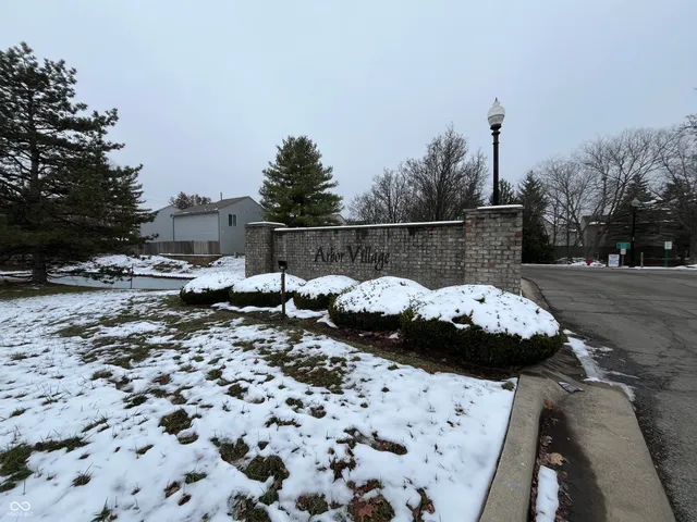 $219,900 | 5038 Clarkson Drive, Indianapolis, IN 46254