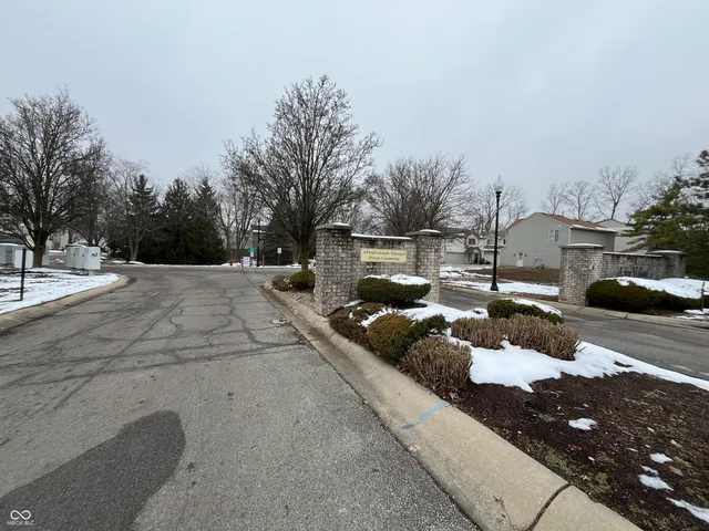 $219,900 | 5038 Clarkson Drive, Indianapolis, IN 46254