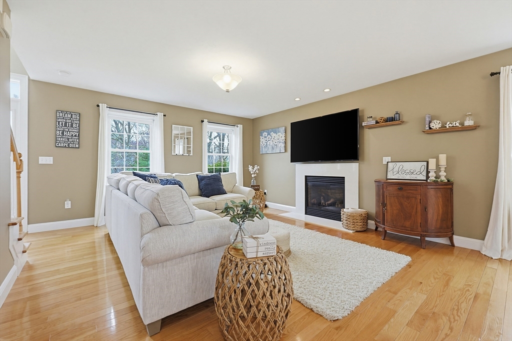 249 Chestnut Street Rehoboth, MA 02769 - Photo 7 of 42