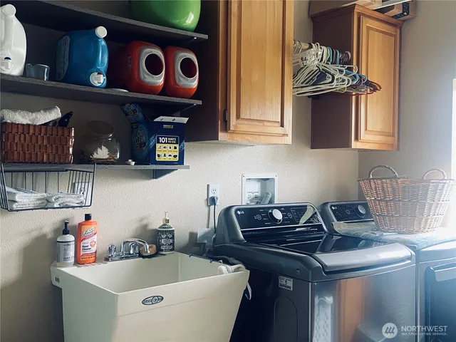 $304,000 | 7120 Ortelius Drive, Ilwaco, WA 98624