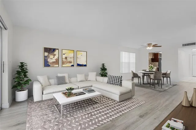 $189,900 | 8205 Northwest 61st Street, Unit 218, Tamarac, FL 33321