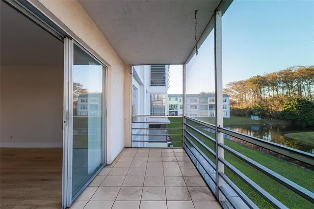 $189,900 | 8205 Northwest 61st Street, Unit 218, Tamarac, FL 33321