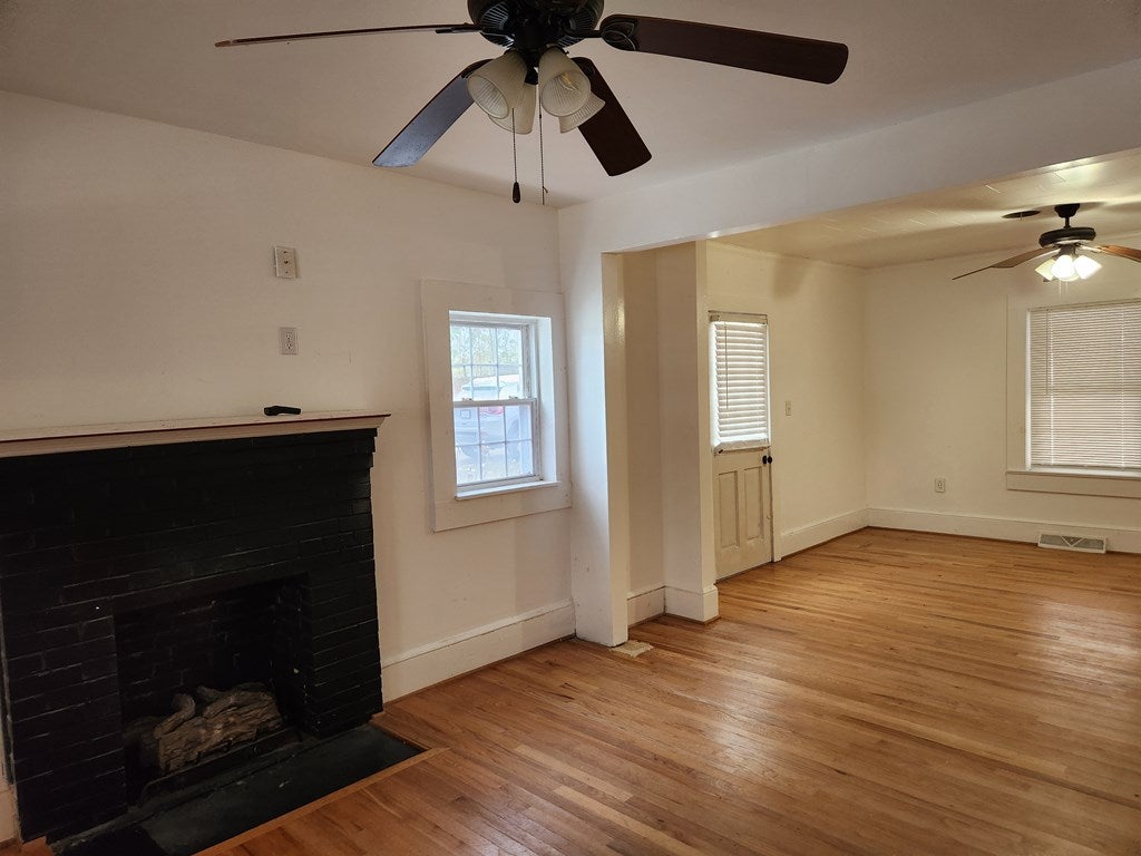 124 Collinstown Road Stuart, VA 24171 - Photo 2 of 6 Gallery Image 2