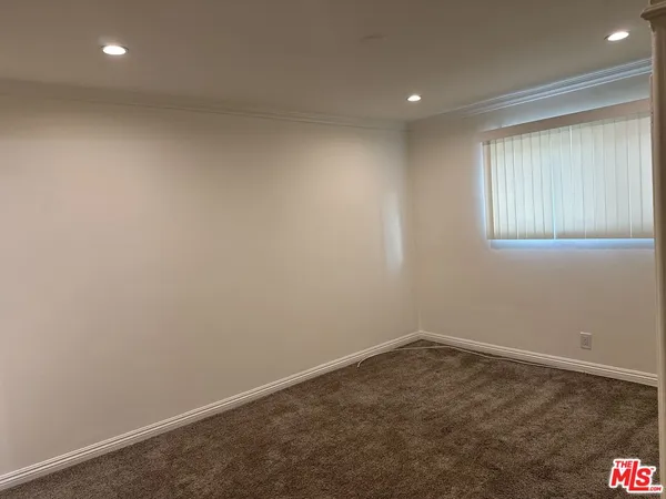 $1,950 | 2400 Vanderbilt Lane, Unit 2400B, Redondo Beach, CA 90278