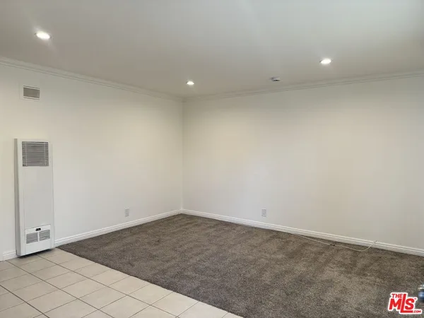 $1,950 | 2400 Vanderbilt Lane, Unit 2400B, Redondo Beach, CA 90278