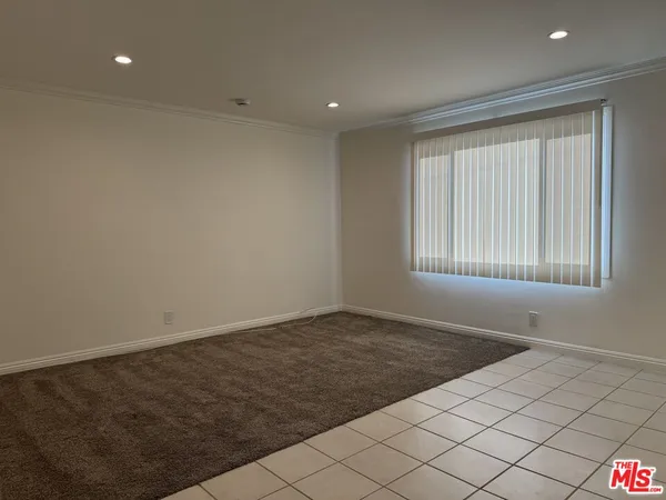 $1,950 | 2400 Vanderbilt Lane, Unit 2400B, Redondo Beach, CA 90278