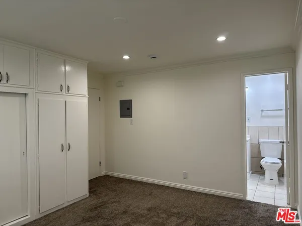 $1,950 | 2400 Vanderbilt Lane, Unit 2400B, Redondo Beach, CA 90278