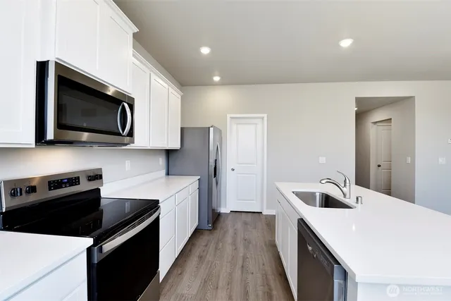 $615,900 | 16306 Jenkins Avenue Southeast, Yelm, WA 98597