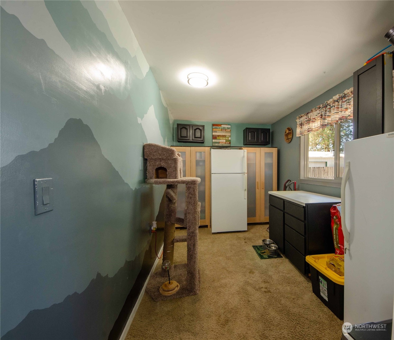 18425 Apricot Street Southwest Rochester, WA 98579 - Photo 15 of 39 a view of a room with gym equipment