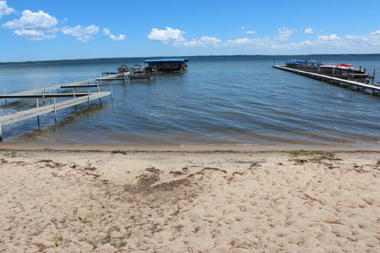 2252 North Birchwood Access Road Cheboygan, MI 49721 - Photo 3 of 11 Gallery Image 3