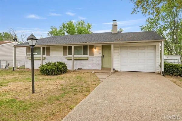 $240,000 | 14 Hill Place, Wentzville, MO 63385