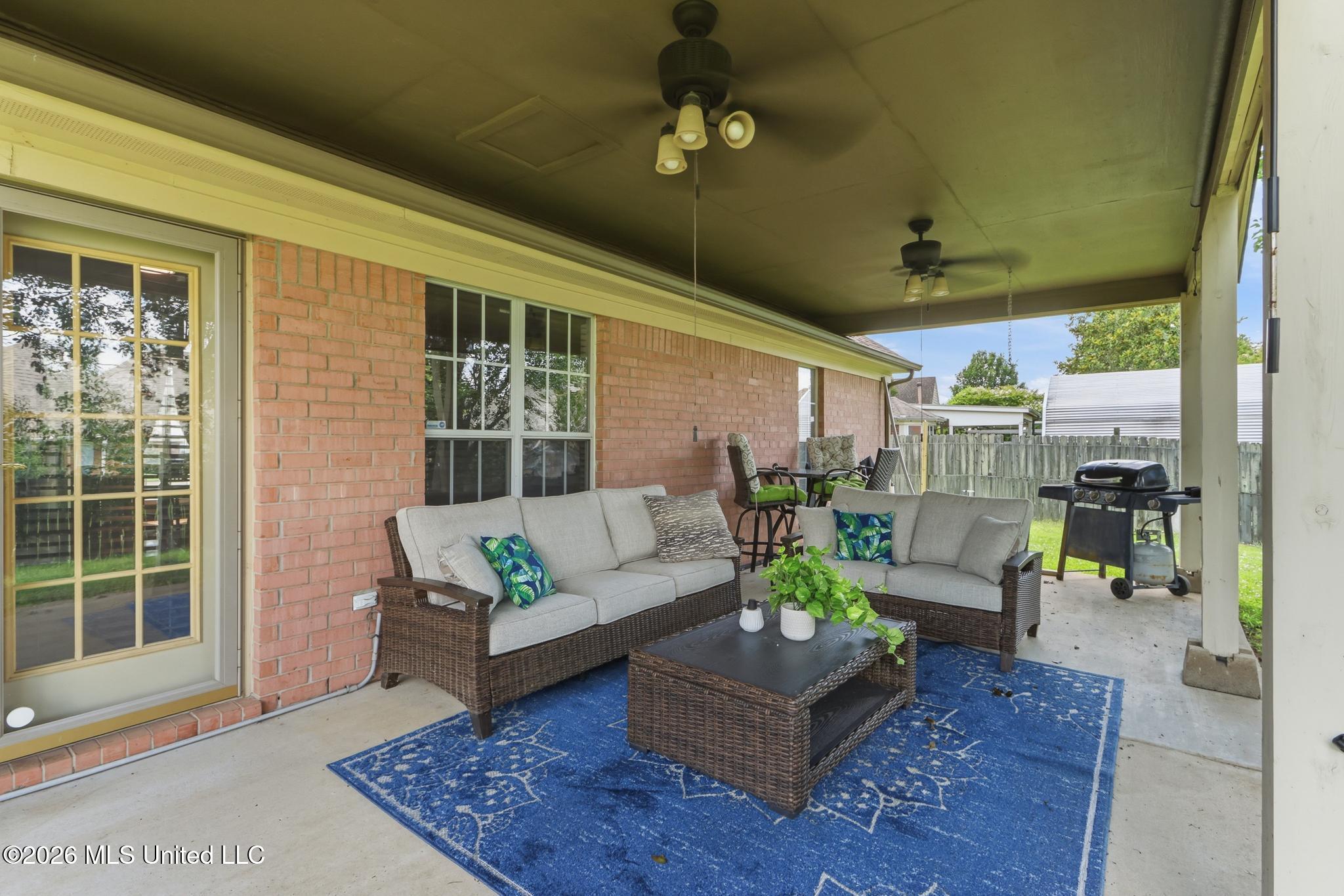 6289 Sandbourne West Olive Branch, MS 38654 - Photo 34 of 43 6289SandbourneEast_33
