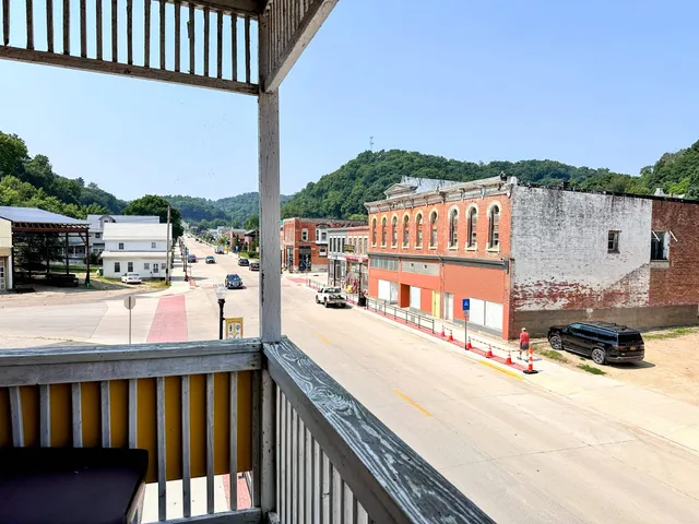 $205,000 | 229 Main Street, Mcgregor, IA 52157