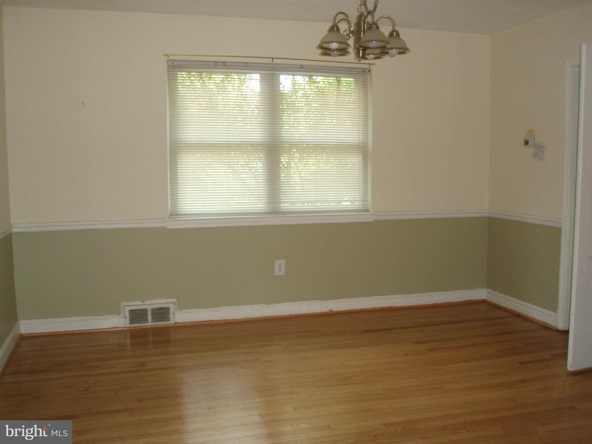 9628 Dilston Road Silver Spring, MD 20903 - Photo 4 of 13 Dining Room