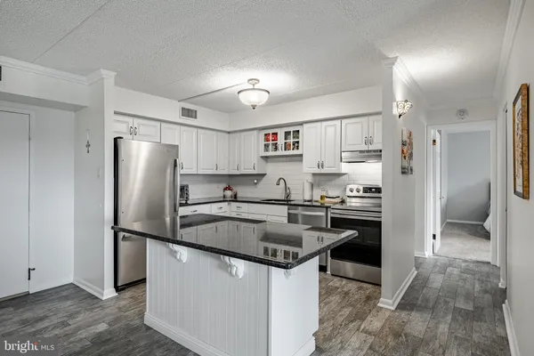 $365,000 | 10713 Valley Forge Circle, Unit 713, King of Prussia, PA 19406