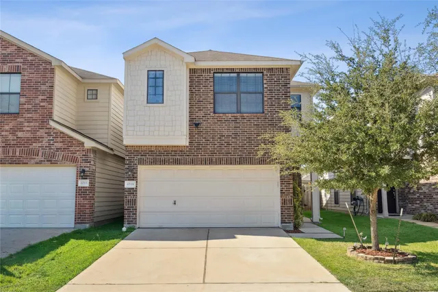 $2,000 | 6719 Sharpstone Creek Lane, Houston, TX 77084