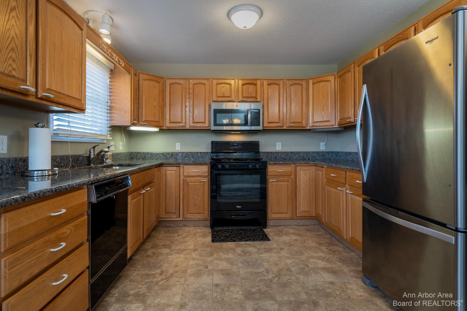 3168 Cobblestone Ridge Tecumseh, MI 49286 - Photo 8 of 41 Photo 8