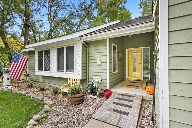 $544,900 | W8231 Lake Lake Mills, Lake Mills, WI 53551