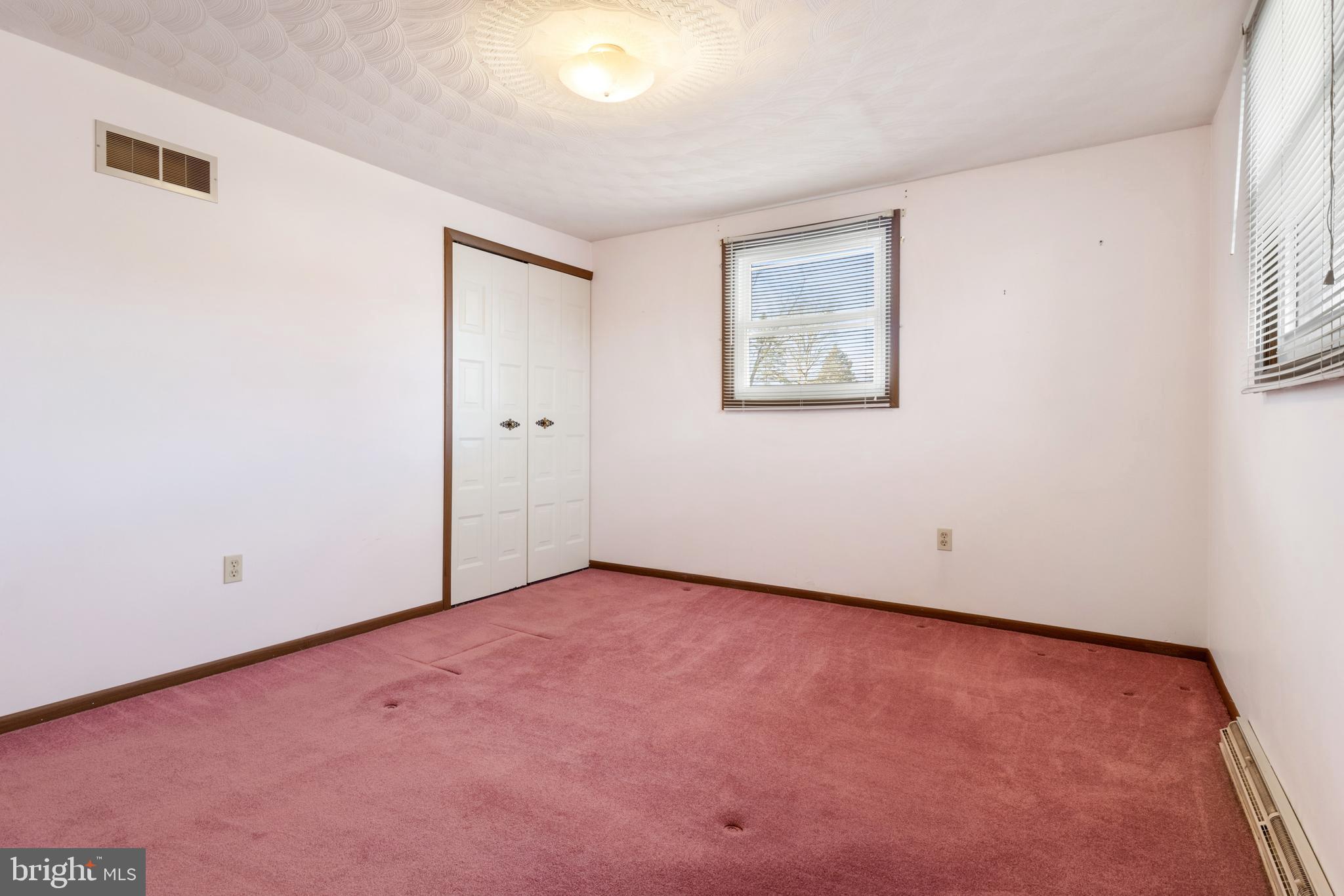 2266 Sycamore Road York, PA 17408 - Photo 21 of 43 an empty room with windows